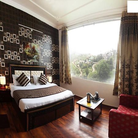 Divyansh Hotel Dharamshala Eksteriør bilde